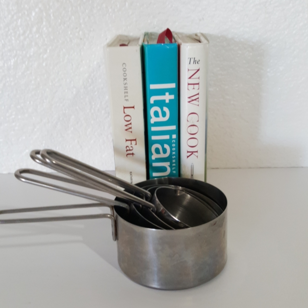 Counter Top Deco Cookbooks - Picture 5 of 6
